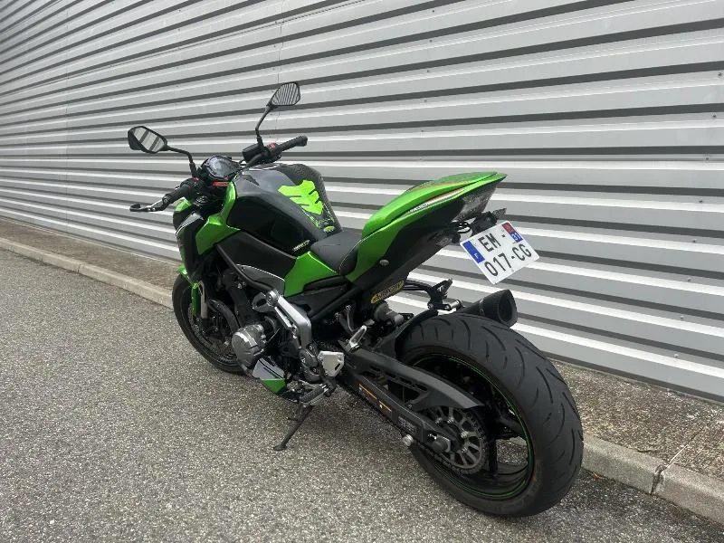 Z 900
