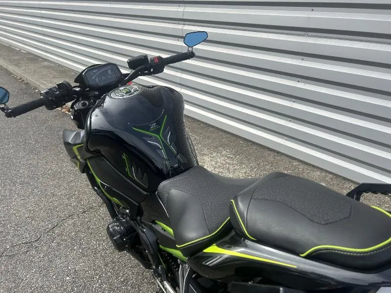 Z 900