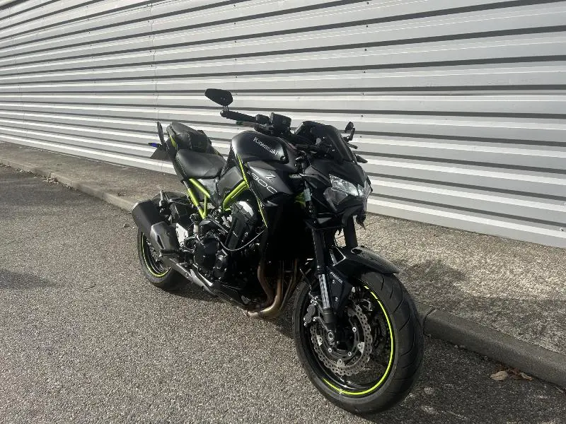 Z 900