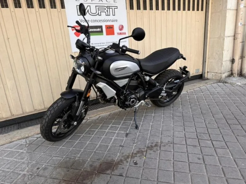 SCRAMBLER 1100 DARK PRO