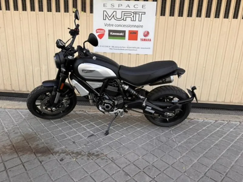 SCRAMBLER 1100 DARK PRO