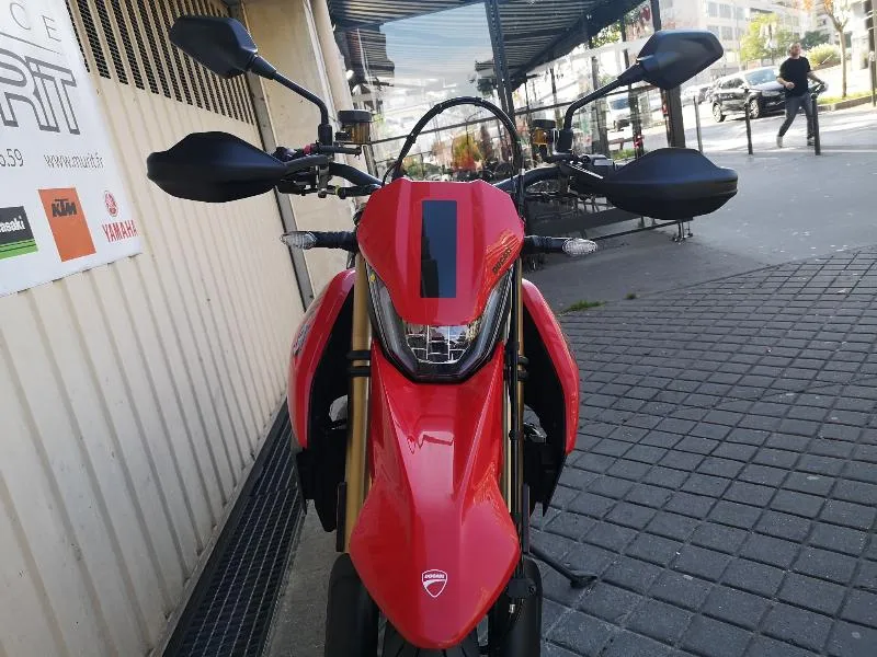 HYPERMOTARD