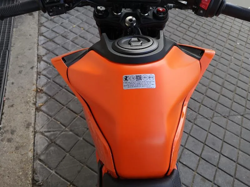390 DUKE ABS