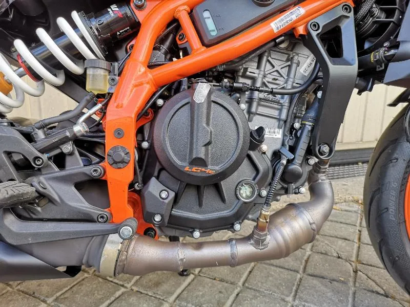 390 DUKE ABS