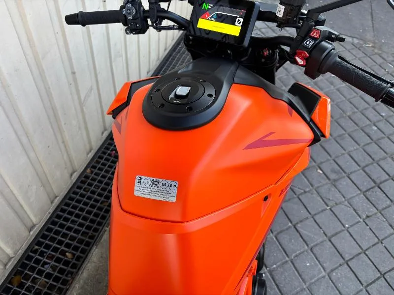 1390 SUPER DUKE R