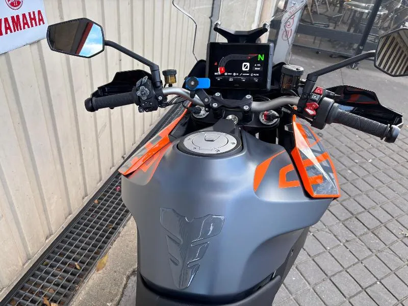 1290 SUPER DUKE GT