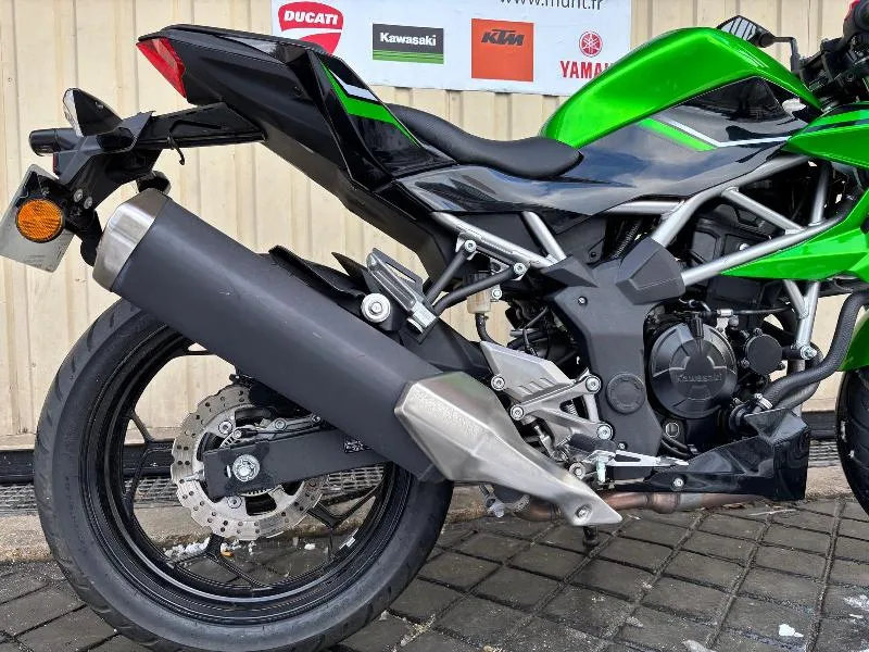 Z125