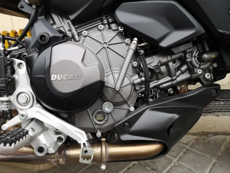 MULTISTRADA V2