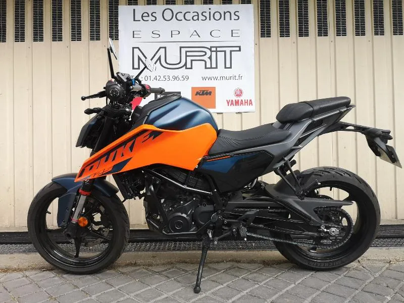 125 DUKE ABS