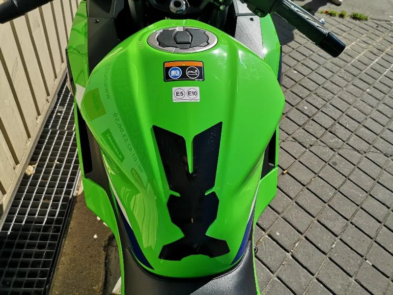 Ninja 500 SE