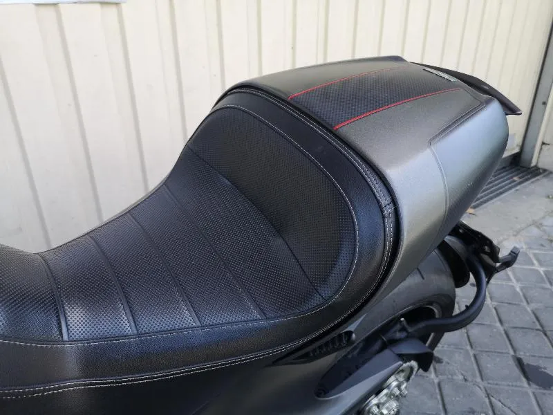 DIAVEL CARBON