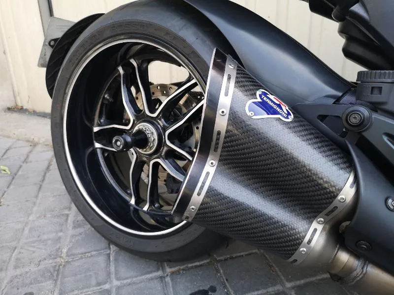 DIAVEL CARBON