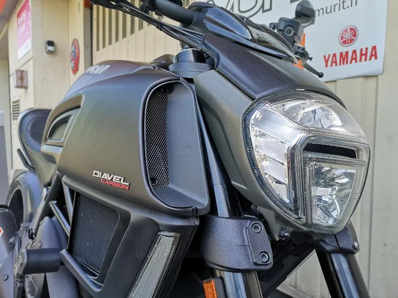 DIAVEL CARBON