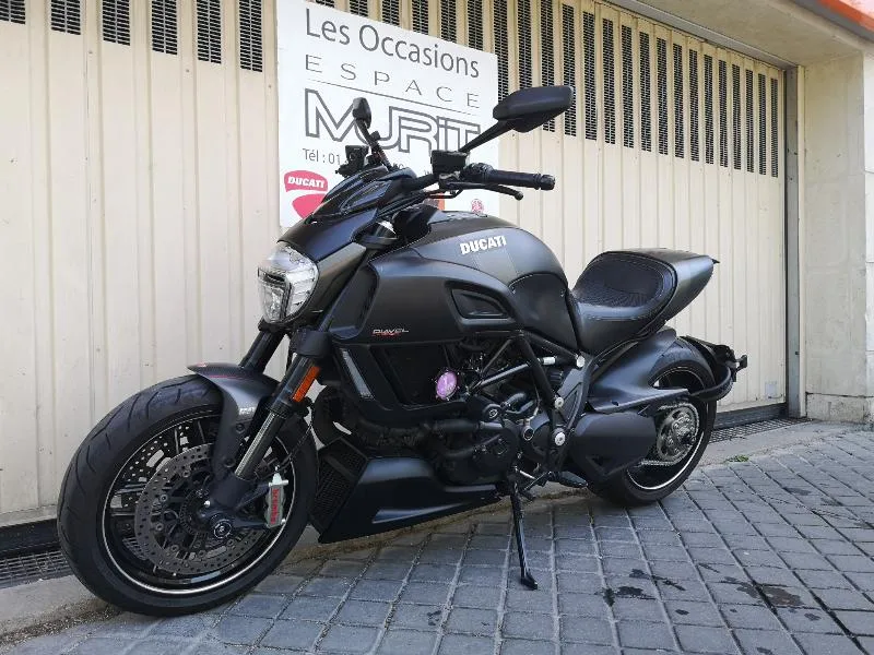 DIAVEL CARBON