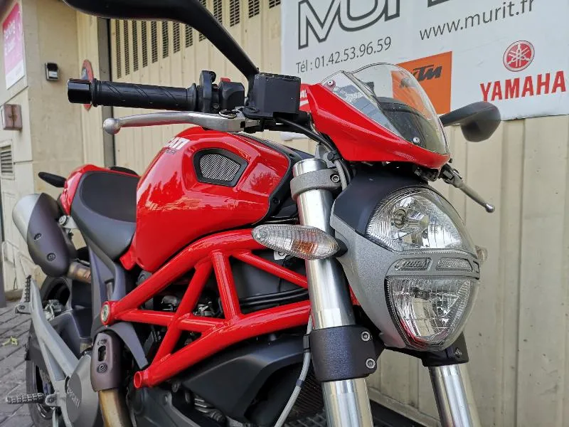 696 MONSTER