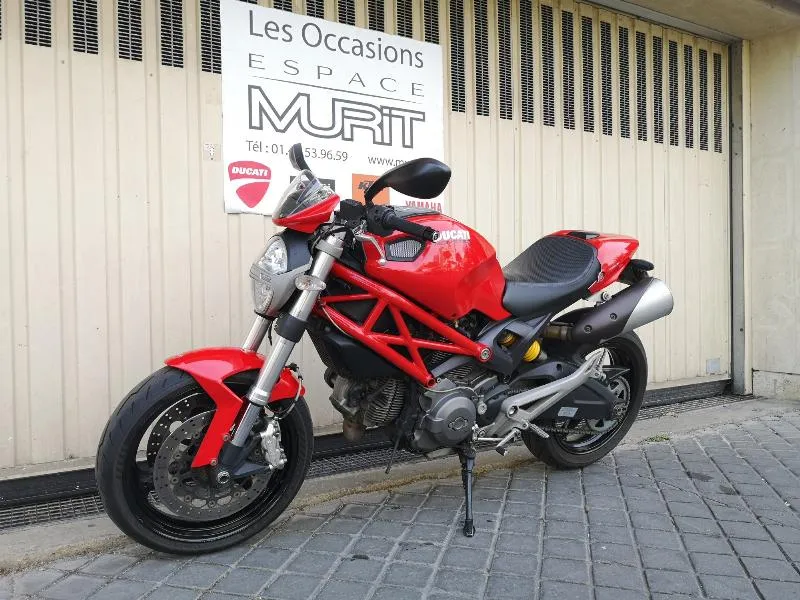 696 MONSTER