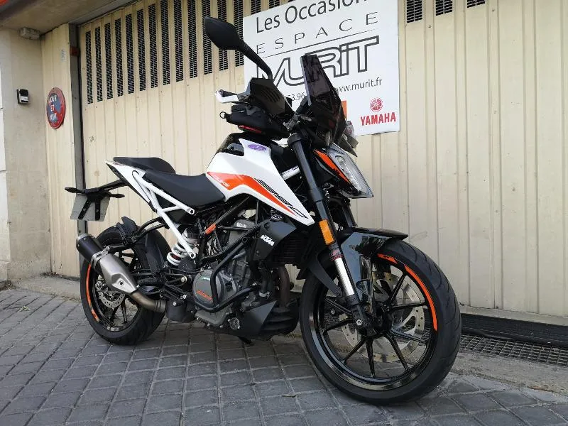 390 DUKE ABS