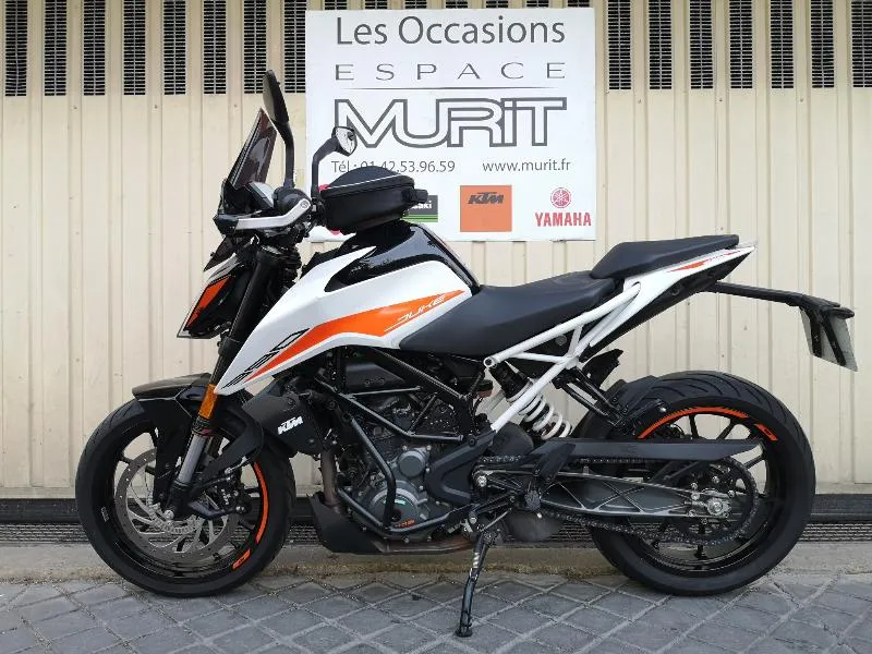 390 DUKE ABS