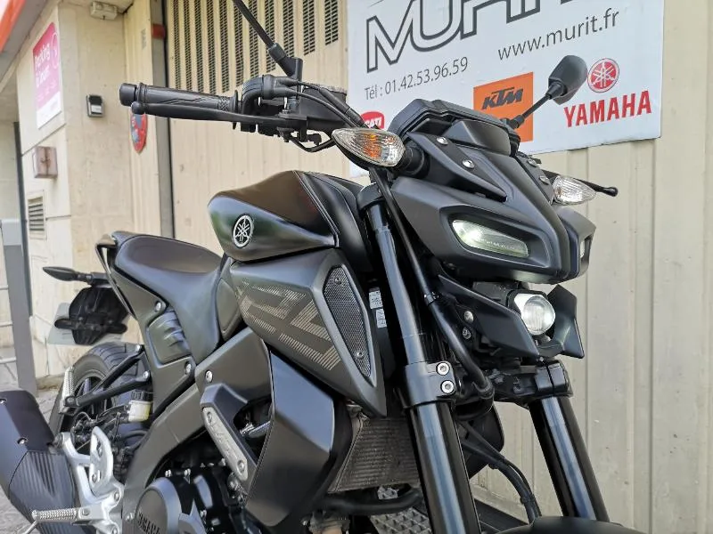 MT125 ABS