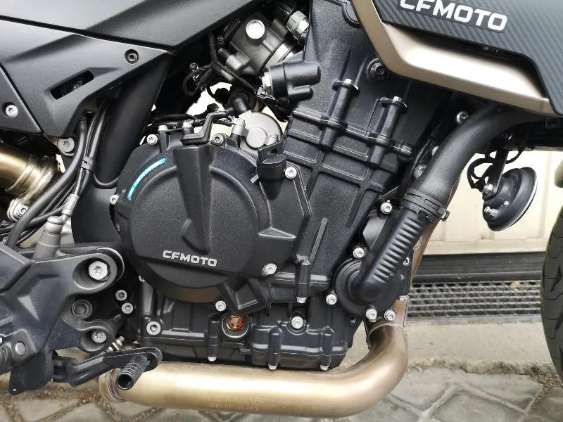 NK 800 SPORT