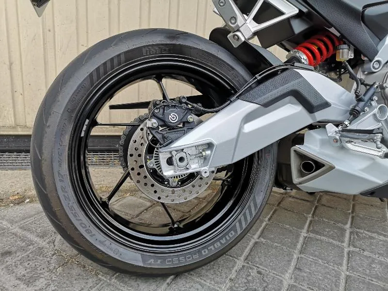 TUONO 660