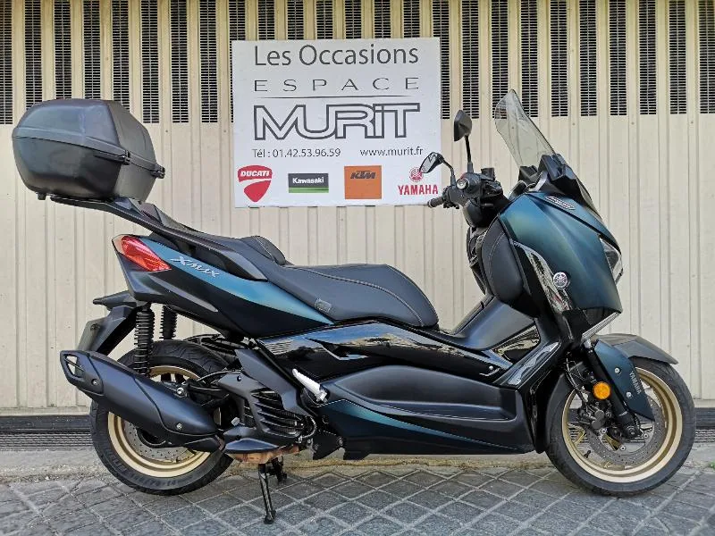 XMAX 125 TECH MAX