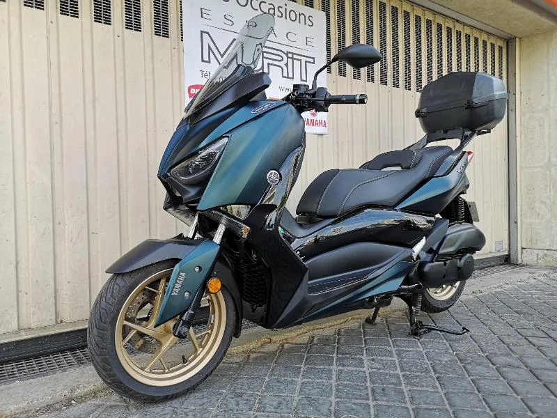 XMAX 125 TECH MAX