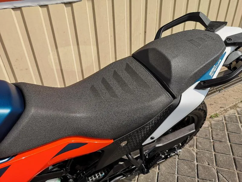 390 ADVENTURE