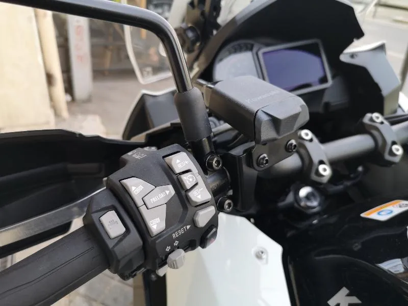 VERSYS 1100 SE