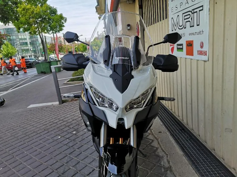 VERSYS 1100 SE