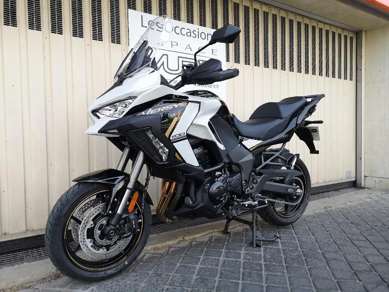 VERSYS 1100 SE