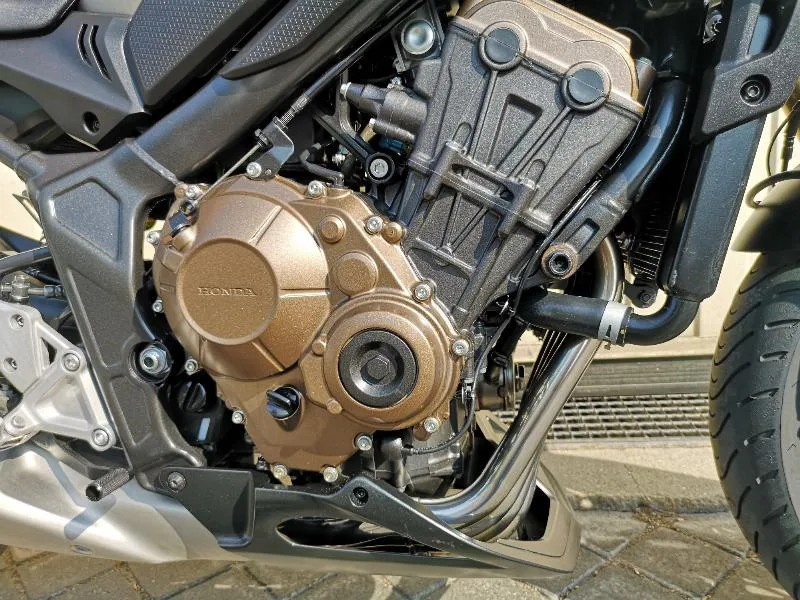 CB 650 R
