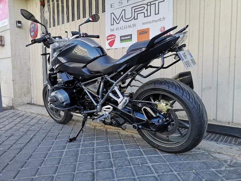 R 1200 R