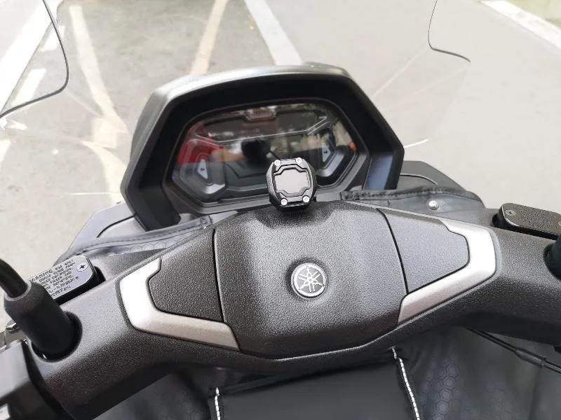 NMAX 125 TECH MAX