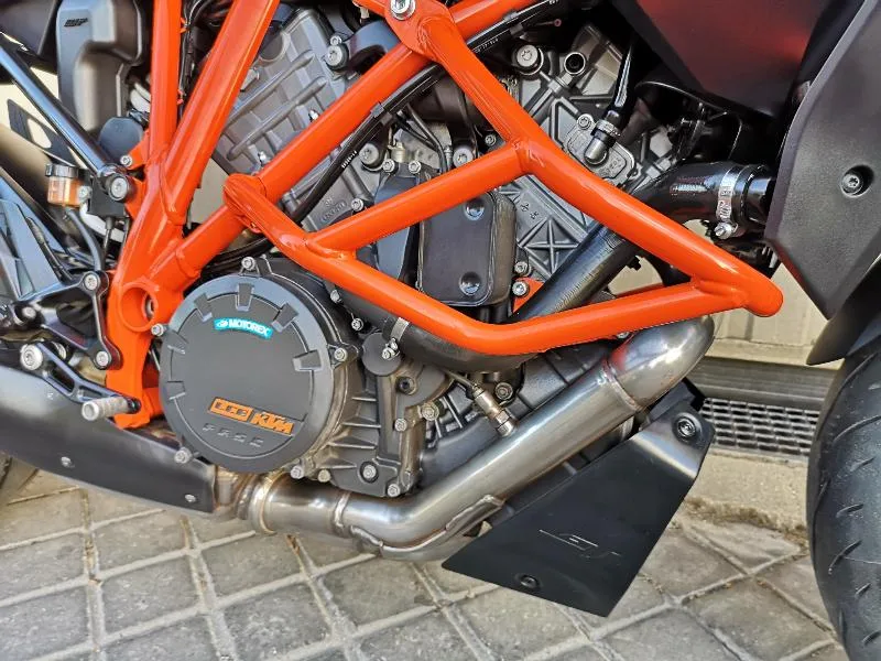1290 SUPER DUKE GT