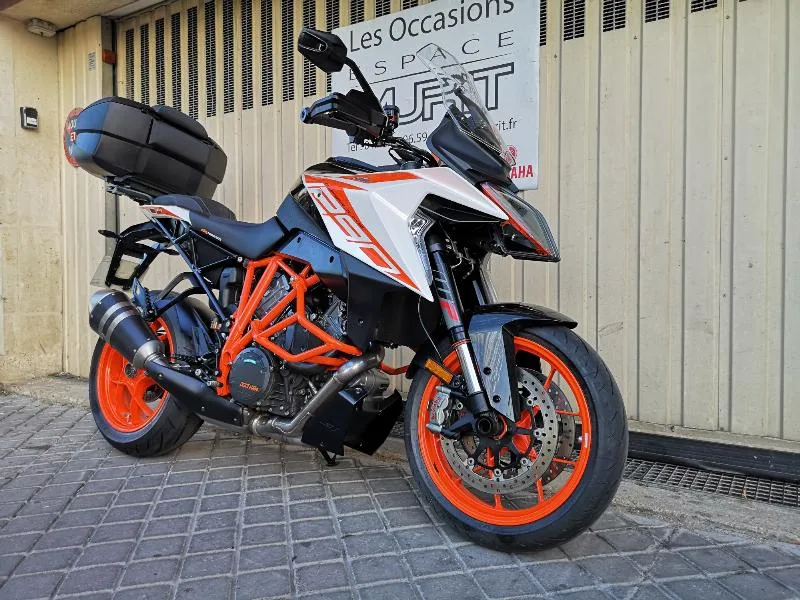 1290 SUPER DUKE GT