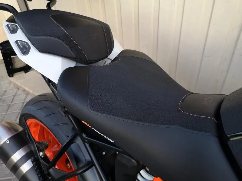 1290 SUPER DUKE GT