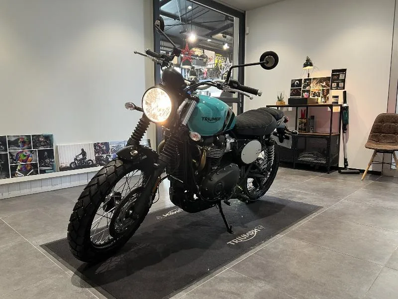 SCRAMBLER 900