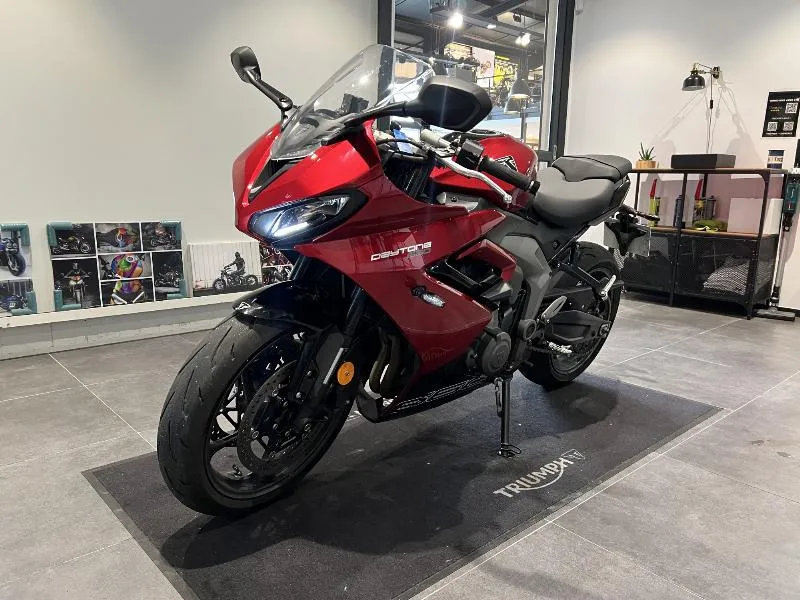 	DAYTONA 660