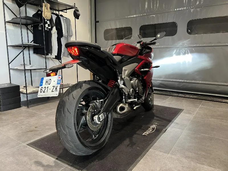 	DAYTONA 660