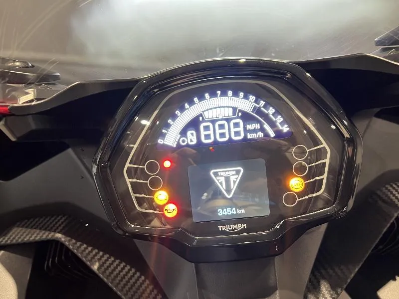 	DAYTONA 660