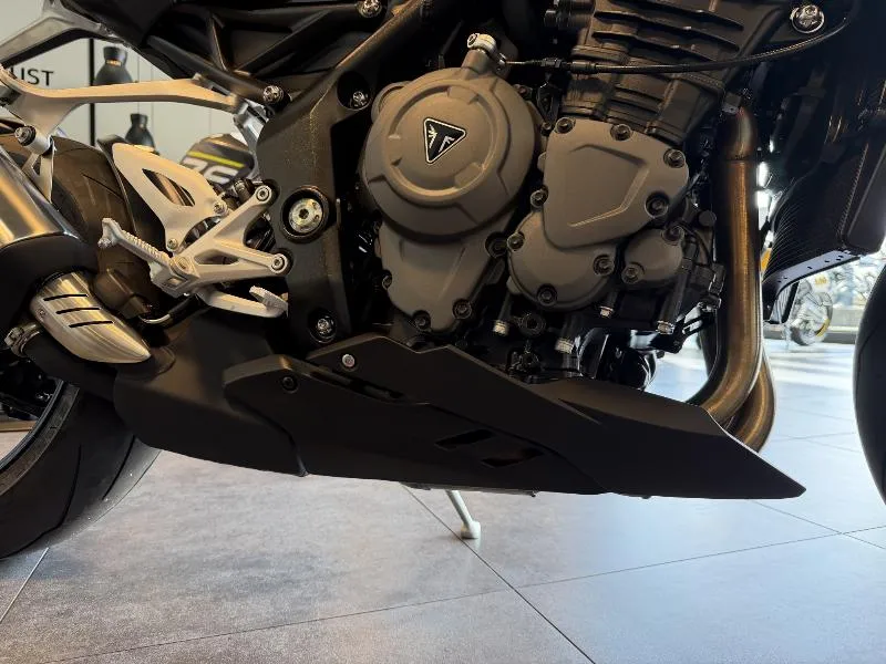 SPEED TRIPLE 1200 RS