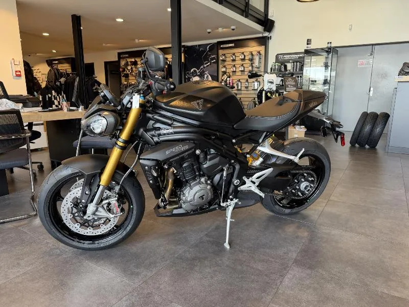 SPEED TRIPLE 1200 RS