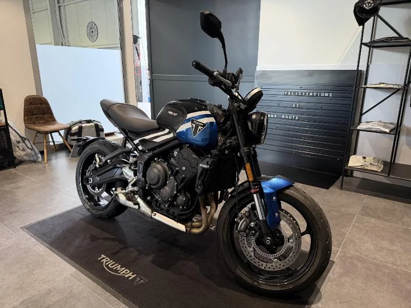 TRIDENT 660