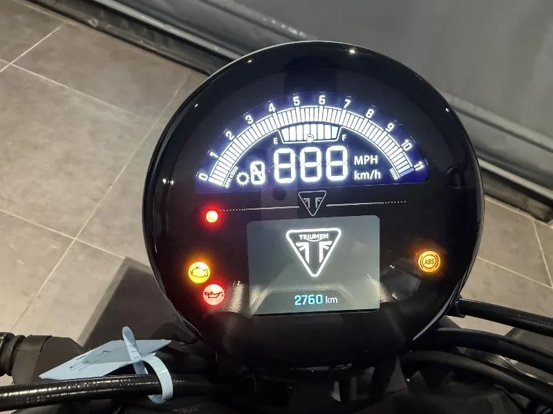 TRIDENT 660