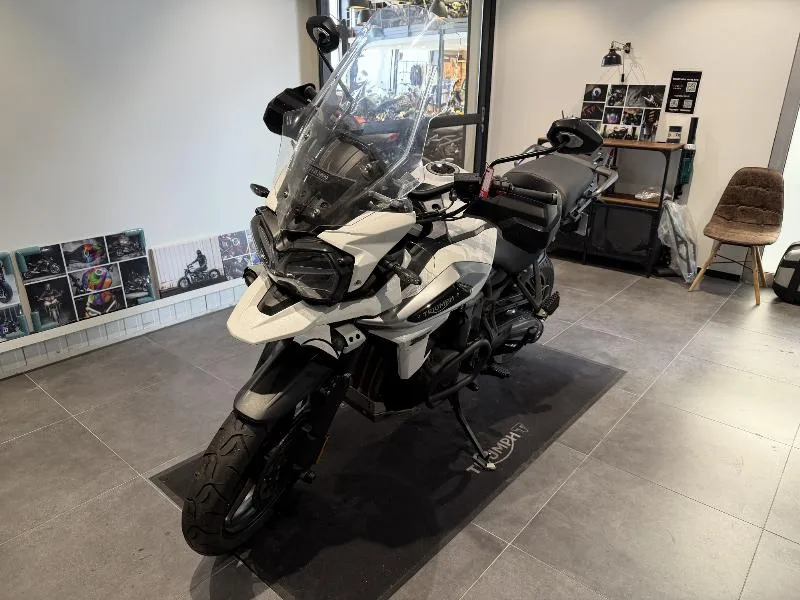 TIGER 1200 EXPLORER XRT