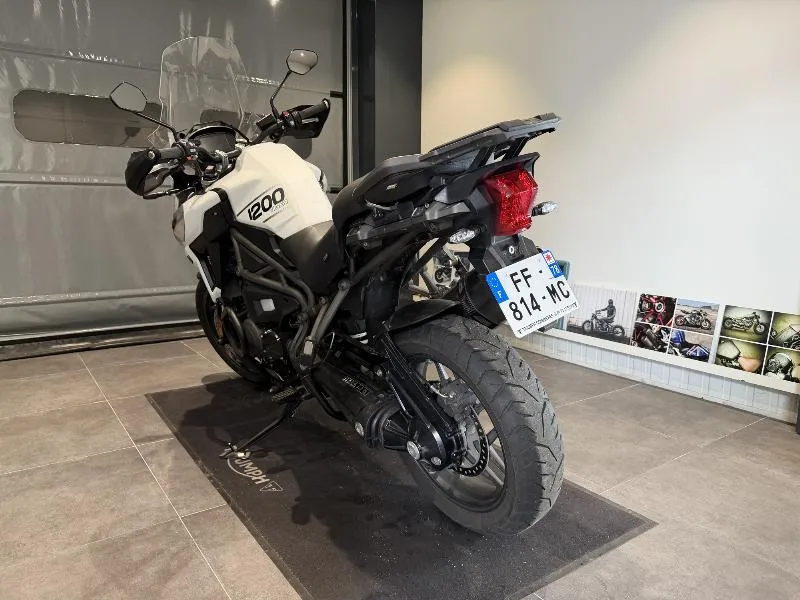TIGER 1200 EXPLORER XRT