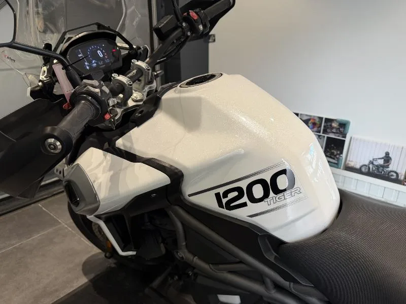 TIGER 1200 EXPLORER XRT