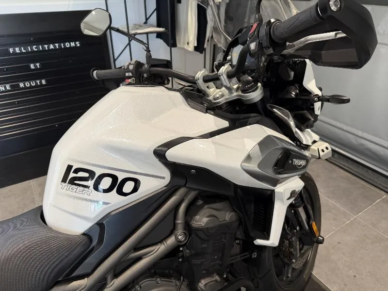 TIGER 1200 EXPLORER XRT