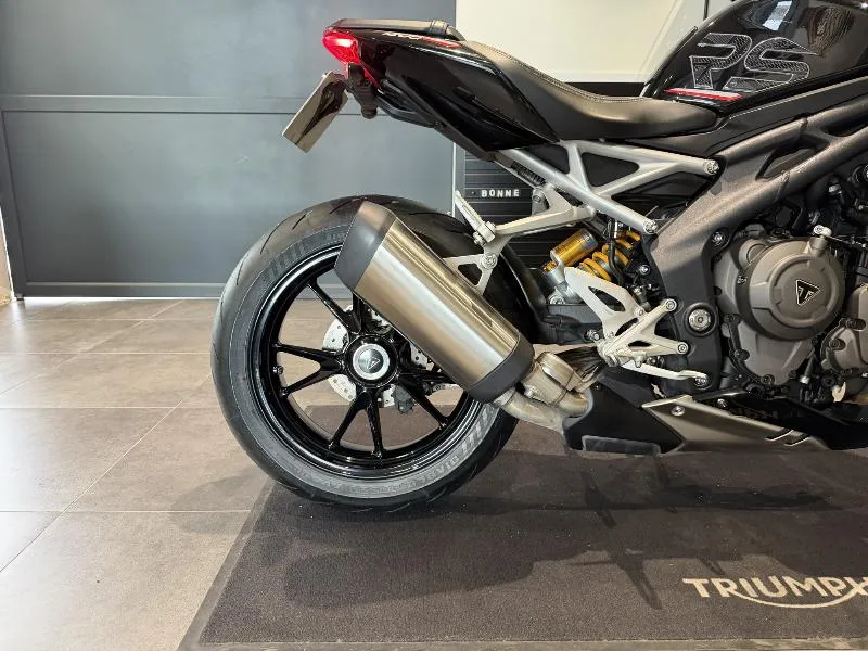 SPEED TRIPLE 1200 RS